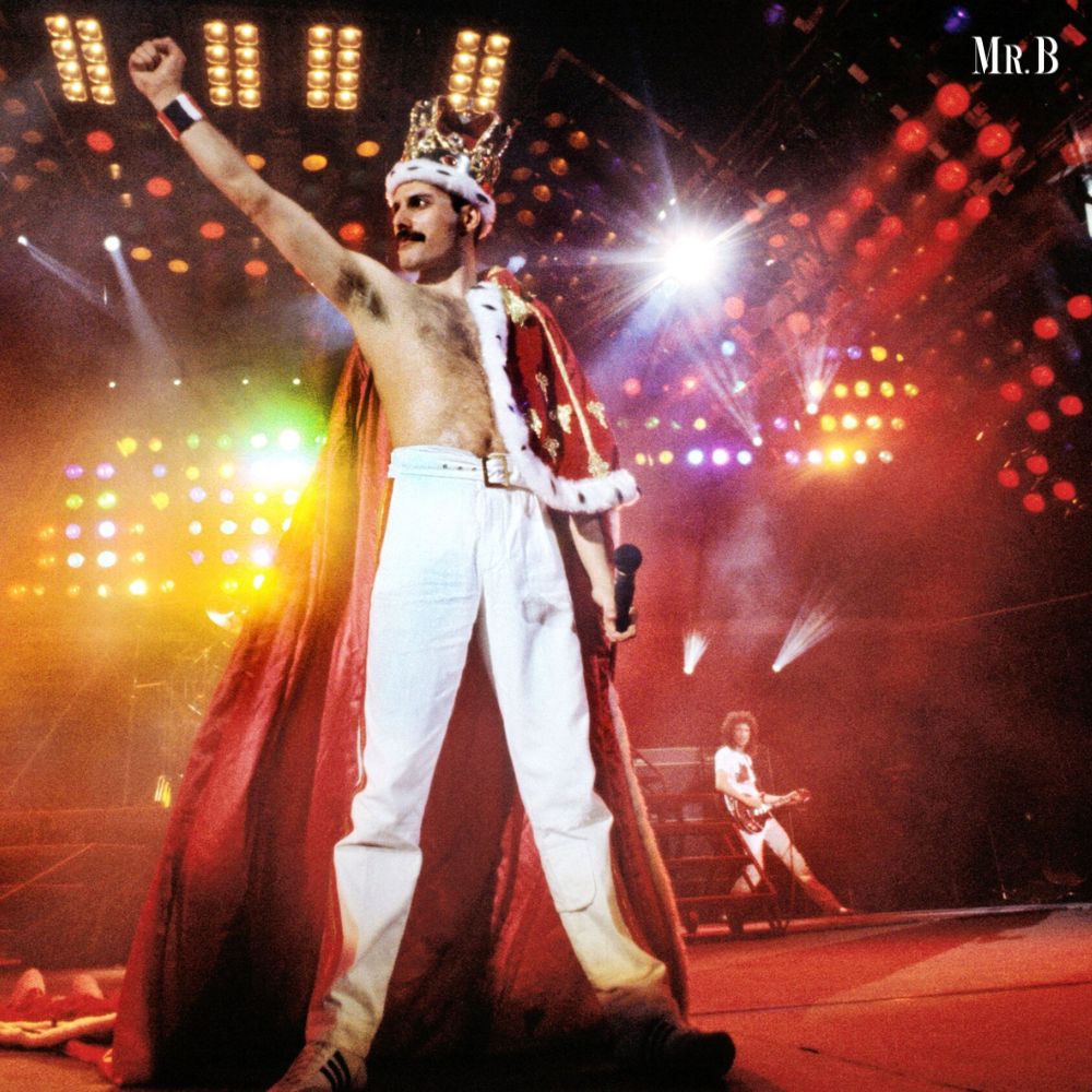 Freddie Mercury's Grand Piano And Lyrics To Queen Soar At Auction | Mr ...