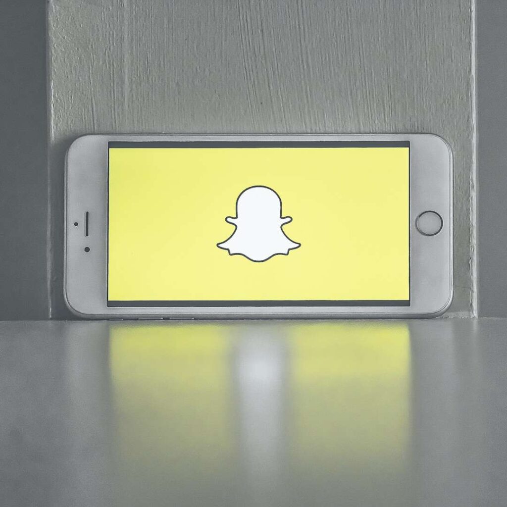 Facebook vs. Snapchat: A Deep Dive into the Social Media | Mr. Business Magazine