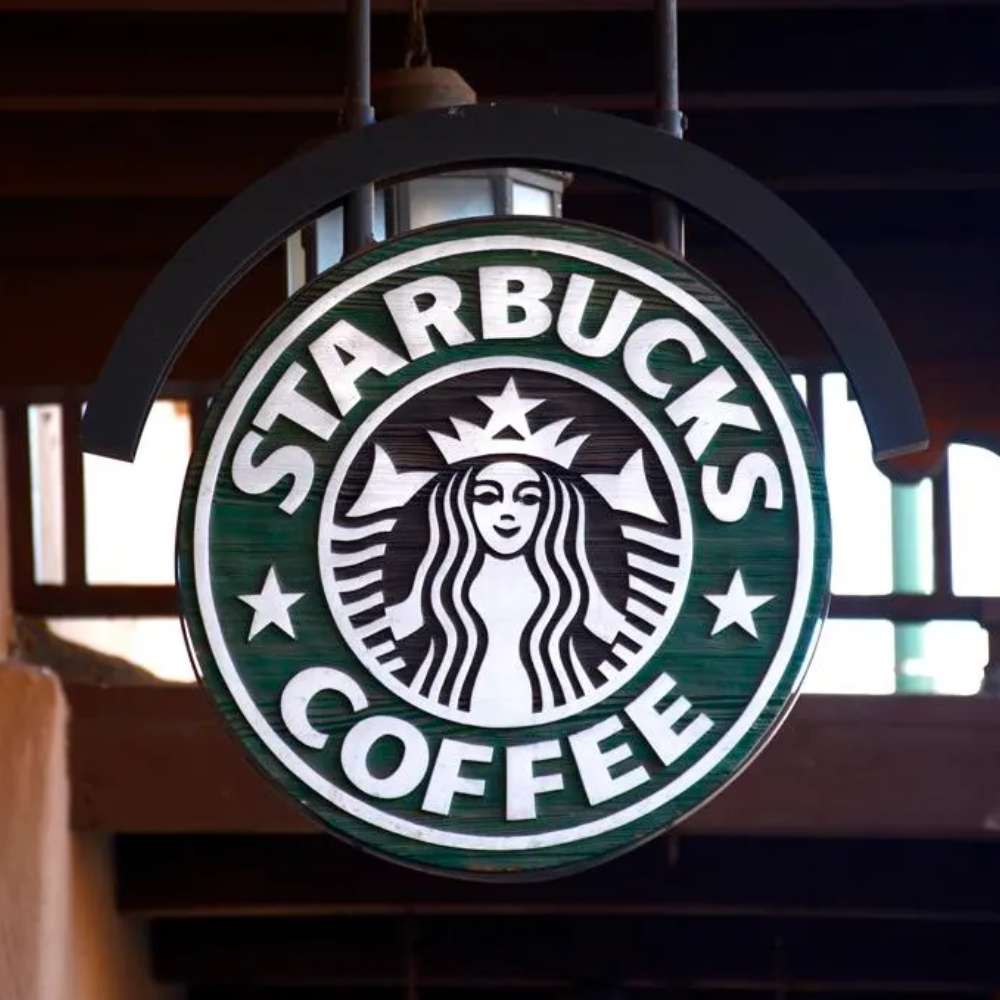 Starbucks Reports Strong Earnings Despite Declining Same-Store Sales