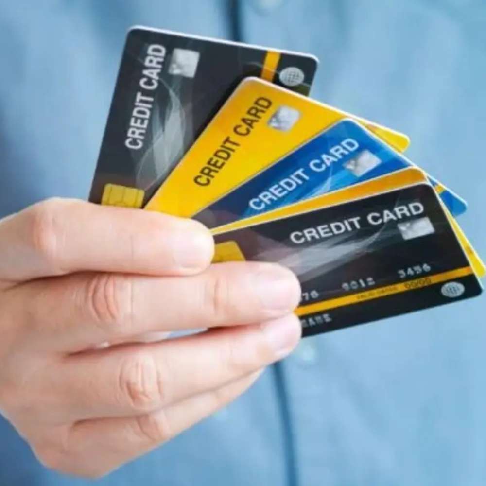 Lawmakers Propose Bill to Cap Credit Card Interest Rates at 10%