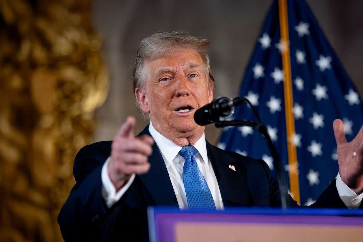 Trump’s AI Action Plan: Deregulation, ‘Anti-Woke’ Policies, and a $500B Tech Push | Mr. Business Magazine